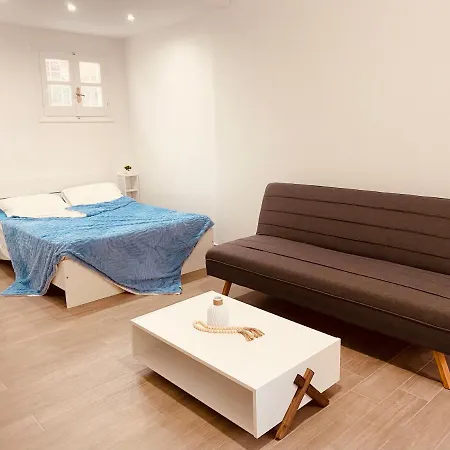Appartamento Louvros Luxury