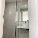 Louvros Luxury Lejlighed