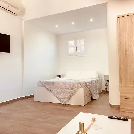 Daire Louvros Luxury *