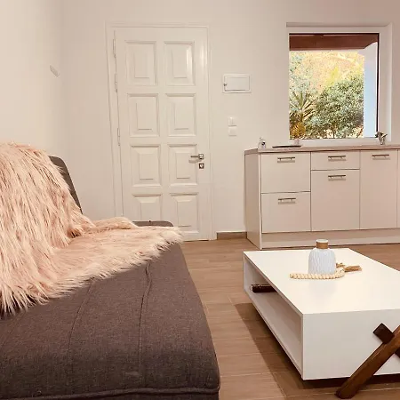 Appartement Louvros Luxury